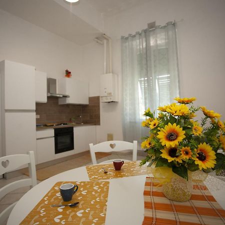 Apartament Casa Dea Livorno Zewnętrze zdjęcie